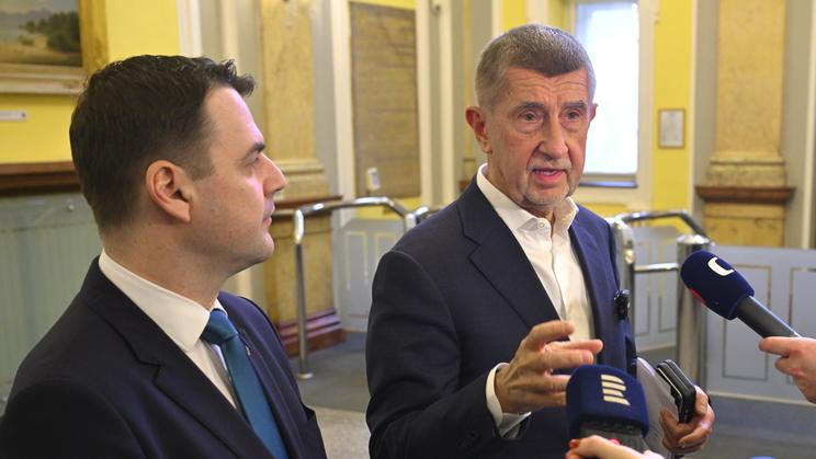 Petr Macinka, ministr zahraničí, Andrej Babiš, premiér, politik