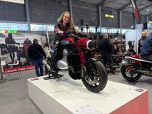 Novinky Jawy na výstavě Motosalon