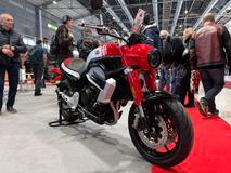 Novinky Jawy na výstavě Motosalon