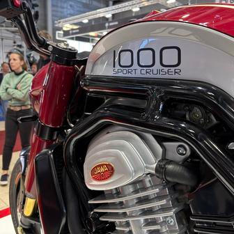 Novinky Jawy na výstavě Motosalon