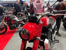 Novinky Jawy na výstavě Motosalon