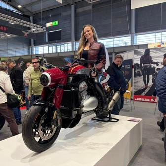 Novinky Jawy na výstavě Motosalon