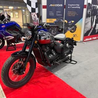 Novinky Jawy na výstavě Motosalon