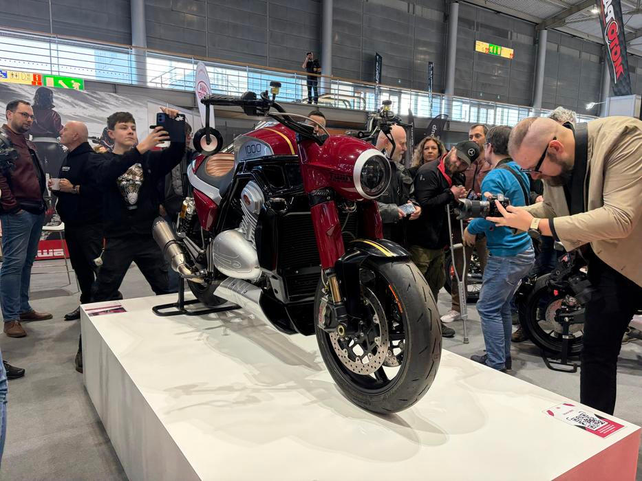 Novinky Jawy na výstavě Motosalon