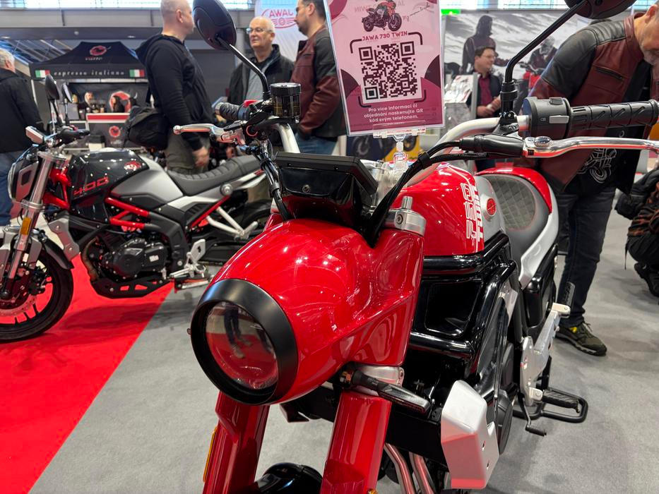 Novinky Jawy na výstavě Motosalon