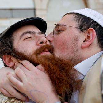 Purim ve stínu války: biblický příběh královny Ester se vrací  