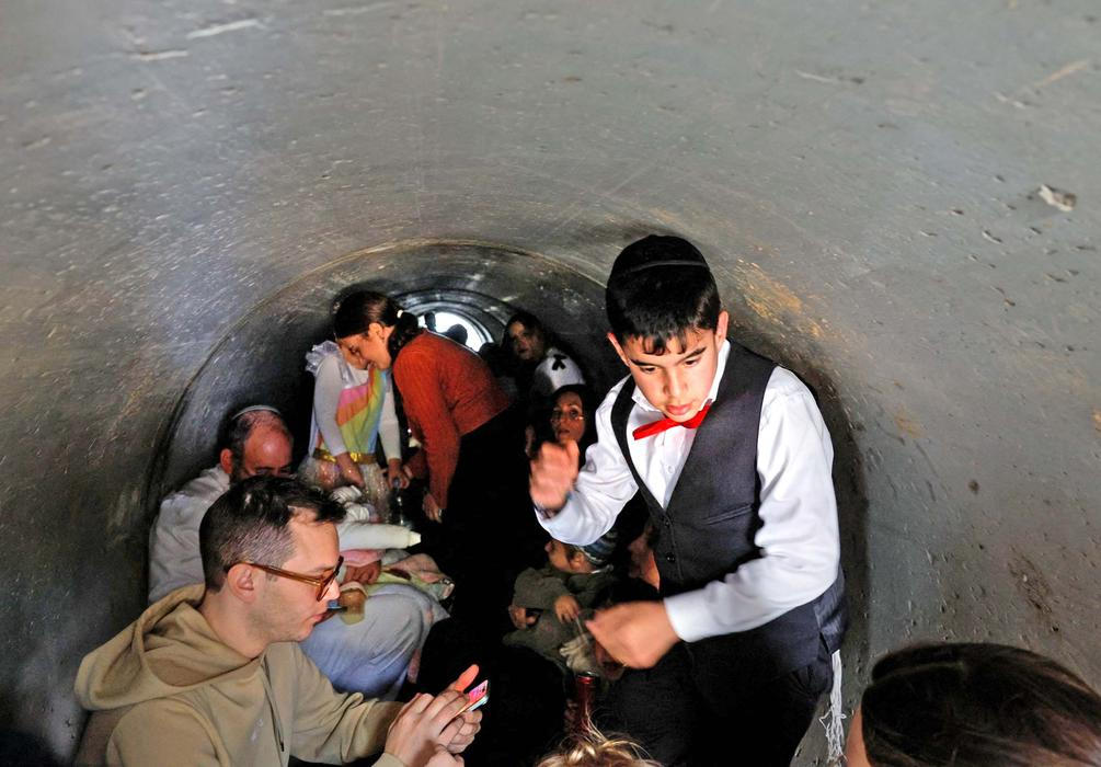 Purim ve stínu války: biblický příběh královny Ester se vrací  