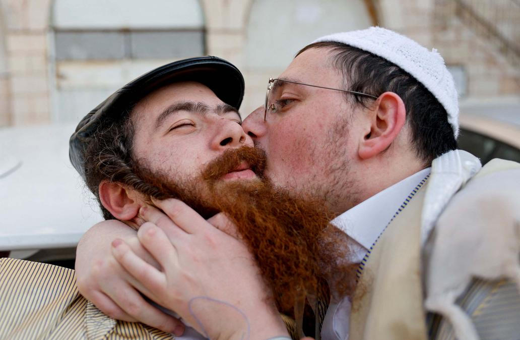 Purim ve stínu války: biblický příběh královny Ester se vrací  