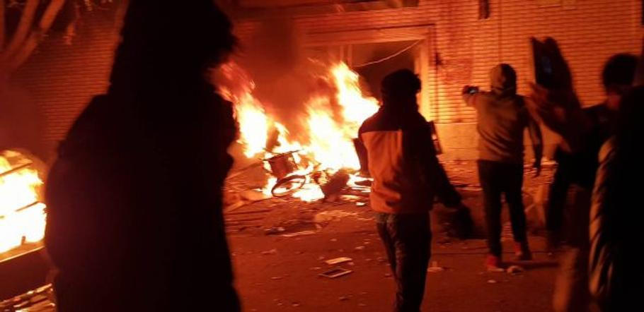 V Íránu pokračovaly krvavé protesty špatné ekonomické situaci a teokratickému režimu v zemi