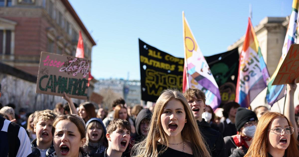 Tisíce mladých lidí v Německu demonstrovaly proti nové vojenské službě