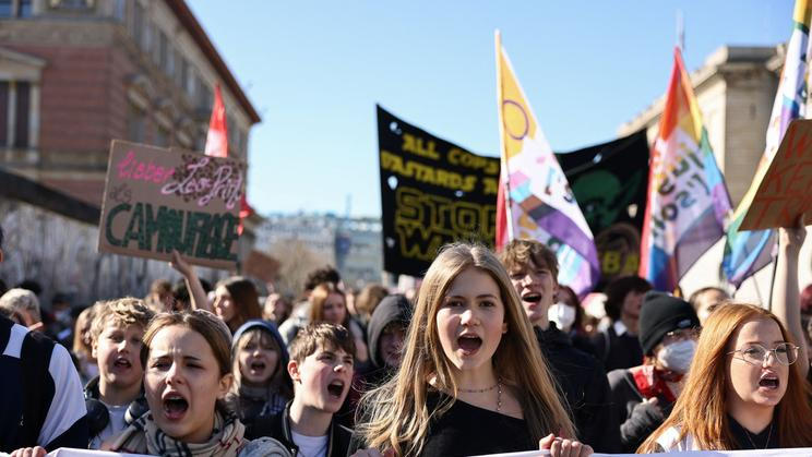 Protest against the potential return of military conscription, in Berlin