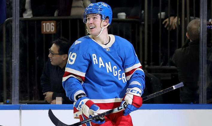 NHL: Toronto Maple Leafs at New York Rangers