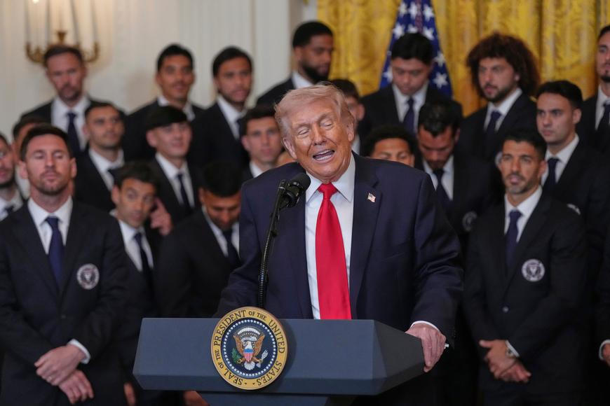 Trump: Od Íránu žádám bezpodmínečnou kapitulaci, žádná jiná dohoda nebude