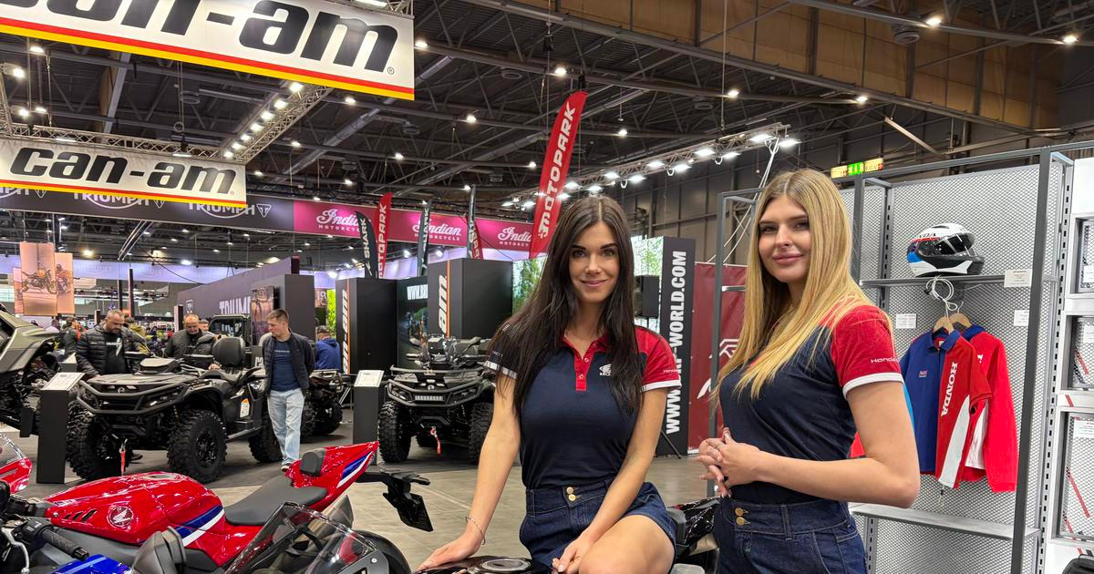 Brno zaplnily motorky. Motosalon zahájila jízda Sršně či Matáska. Liška jel na Černé svini