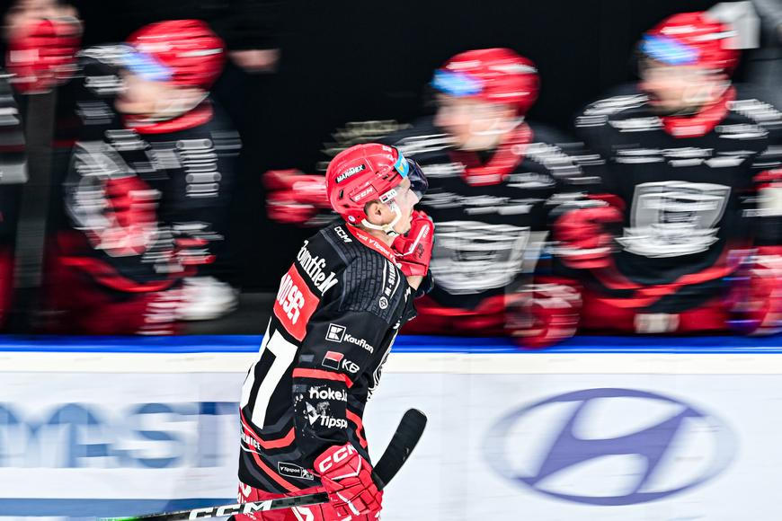 Mocný finiš a Hradec je ve čtvrtfinále. Sparta bude muset do předkola