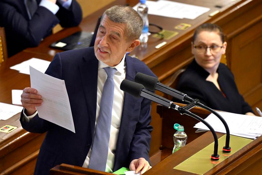 Babiš dal „zaracha“ vládním letounům. Armáda ale odhalila, jak se věci doopravdy mají