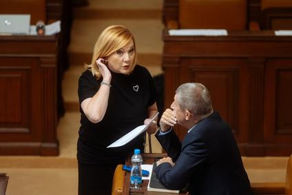 Schůze Poslanecké sněmovny, Alena Schillerová, Andrej Babiš