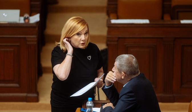 Schůze Poslanecké sněmovny, Alena Schillerová, Andrej Babiš