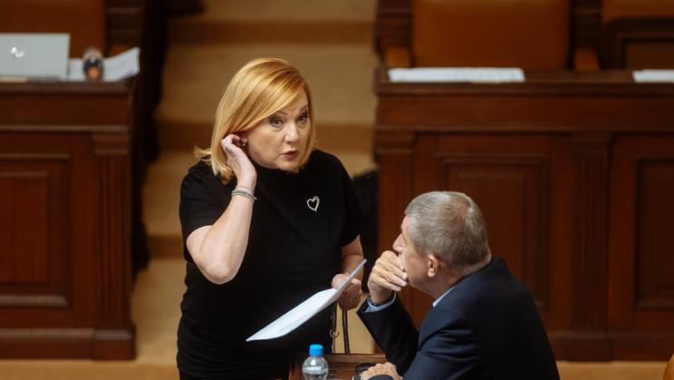 Schůze Poslanecké sněmovny, Alena Schillerová, Andrej Babiš