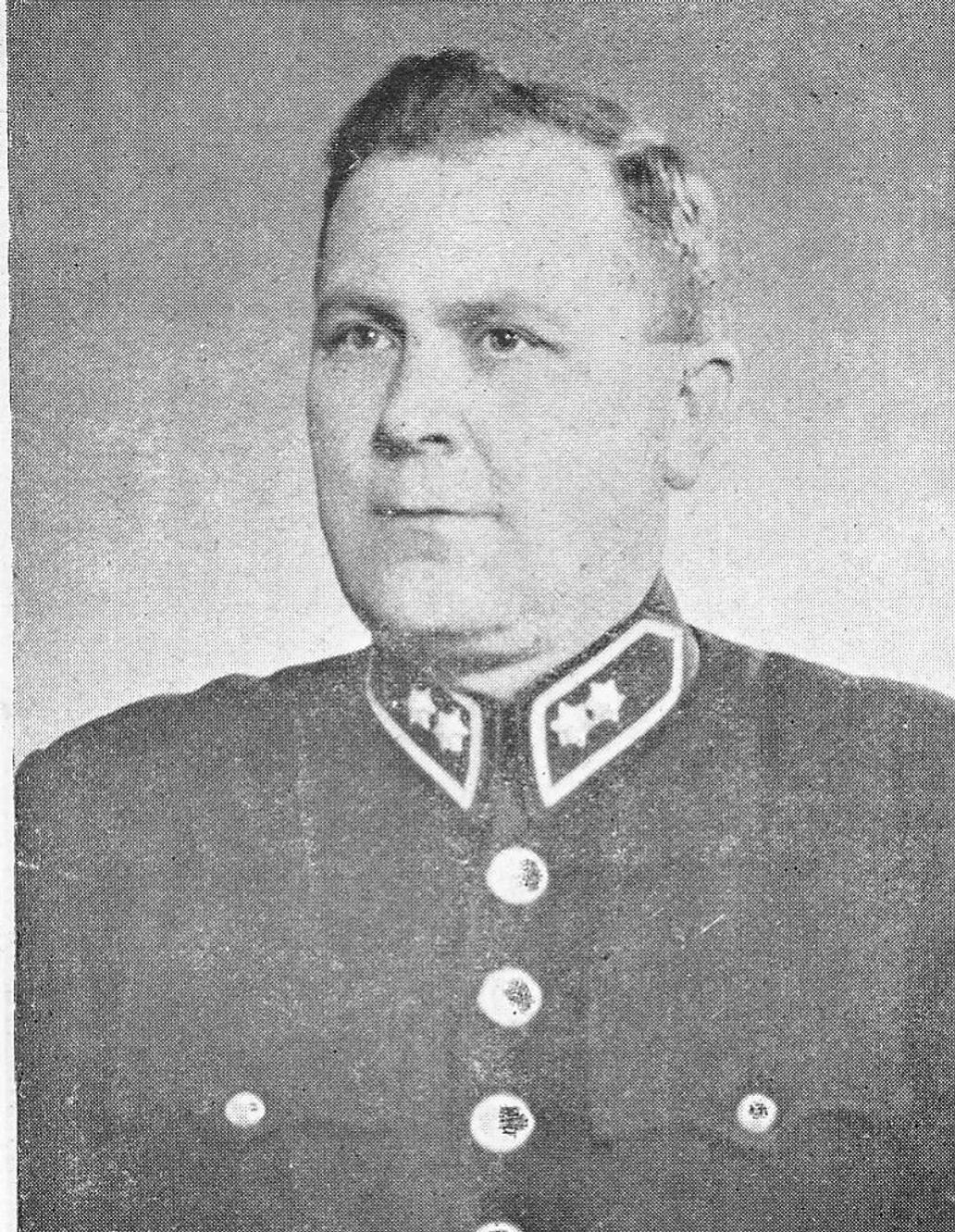 Vrchní strážmistr in memoriam Vlastimil Harapes byl příslušníkem 50. policejního revíru Policejního ředitelství v Praze