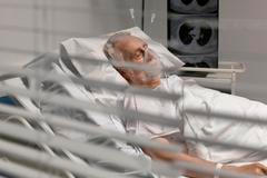 Mezi nejztrátovější výkony patří například sepse, anémie nebo srdeční selhání. „Což jsou ale zároveň věci, které řeší malé okresní a krajské nemocnice nejčastěji,“ říká šéf Asociace českých a moravských nemocnic Michal Čarvaš.