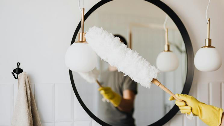  Téměř třetina zástupců generace Z si myslí, že v důležitých rodinných rozhodnutích by měl mít poslední slovo muž. A podobný podíl mladých mužů je přesvědčený, že manželka by měla poslouchat svého manžela.