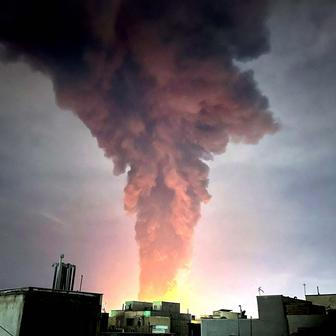 Barel ropy nad 100 dolarů. Trump: „Malá cena za světový mír“