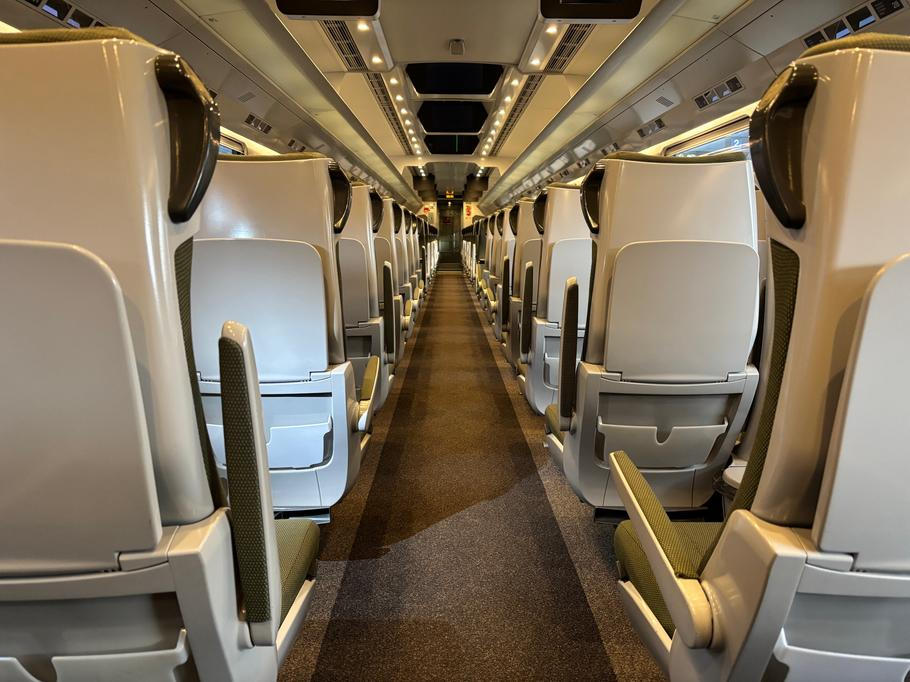 Během zkušebního provozu s cestujícími má polské pendolino ujet na českých tratích v souhrnu 60 tisíc kilometrů.