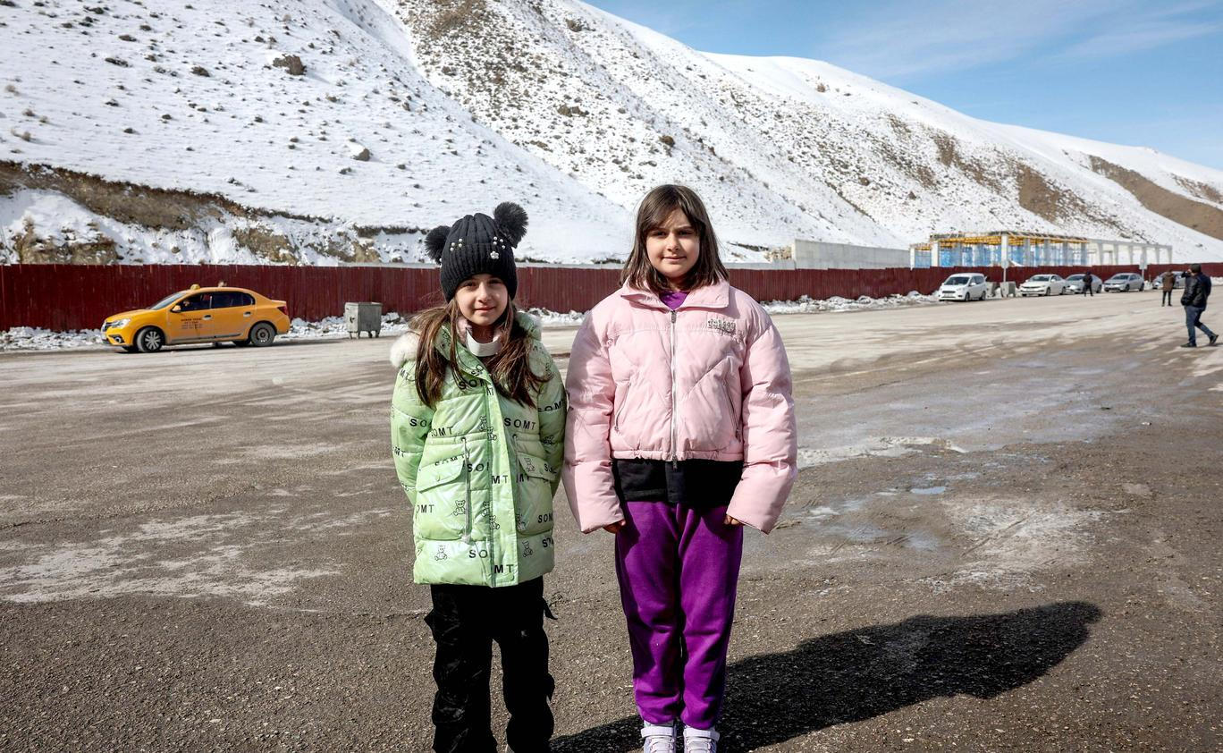 WIDER IMAGE: 'Maybe we die together': Voices at the Iran-Turkey mountain crossing