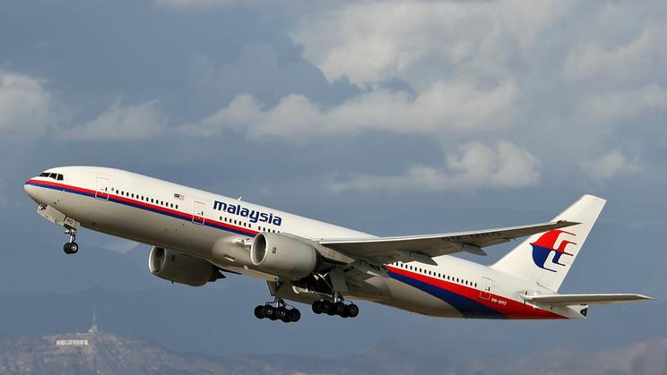 Being 777 malajsijských aerolinek na snímku z roku 2013. O rok později, 8. března 2014, se na trase z Kuala Lumpuru do Pekingu ztratil.