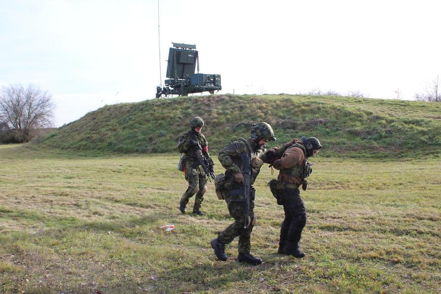Česko-izraelský spor houstne. Jeruzalém nechce platit za pozdní dodávku pro armádu