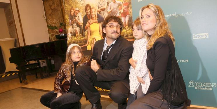 Jordan Haj, Emma Smetana, dcery Lennon a Ariel