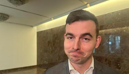 Zklamaný předseda Svobodných Libor Vondráček ve chvíli, kdy mluvil s Aktuálně.cz o konci své nejbližší kolegyně Markéty Šichtařové. 