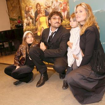 Jordan Haj, Emma Smetana, dcery Lennon a Ariel