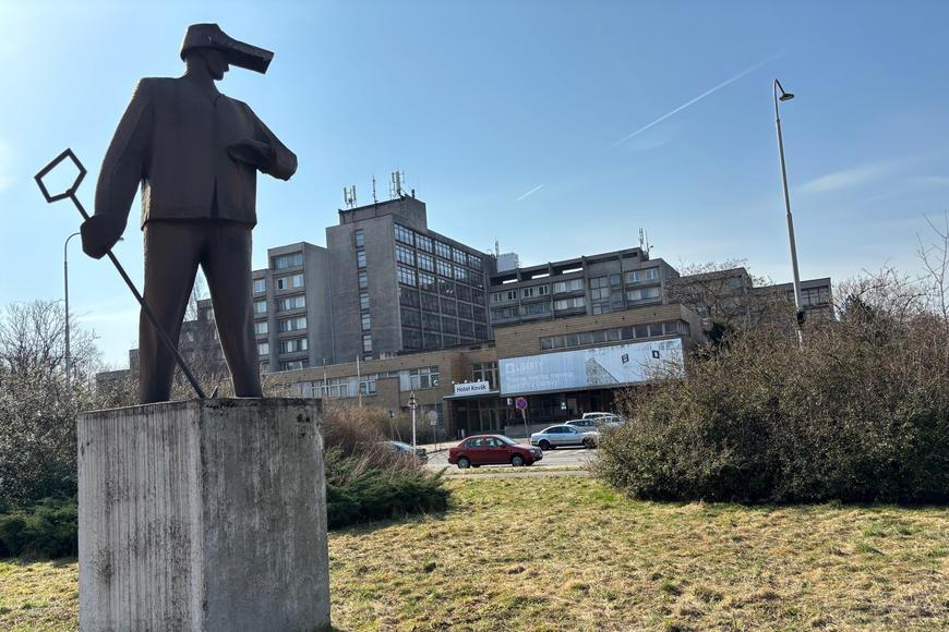 Propouštění a desítky prodělaných milionů. Nová huť se stále neprobrala z kómatu