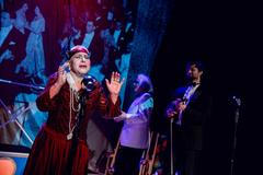 Dagmar Pecková v inscenaci Kabaret na vodě.