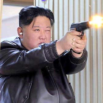 Přesná muška Kim Čong‑una: nástupkyně se učí od nejlepšího