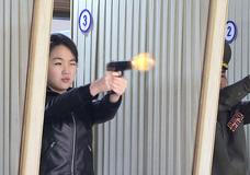 Přesná muška Kim Čong‑una: nástupkyně se učí od nejlepšího