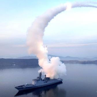 Přesná muška Kim Čong‑una: nástupkyně se učí od nejlepšího