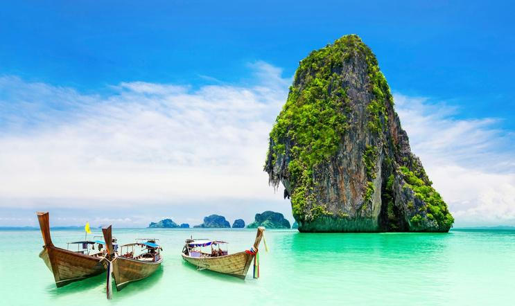 "Průměrná cena dovolené u nás vychází na zhruba 570 tisíc korun. Ale organizovali jsme i teambuilding za 12 milionů korun na Maledivách (na snímku), kdy jsme pronajali pro jednu firmu celý privátní ostrov, říká Dominik Kohel, šéf cestovní kanceláře Exclusive Tours.