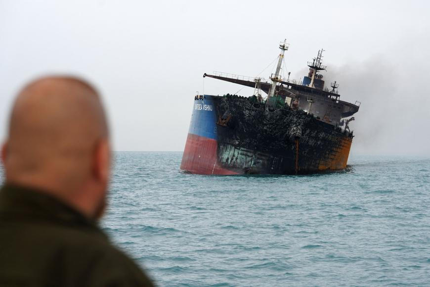 Íránci zasáhli tanker v Ománském zálivu. Ignoroval varování, uvedl Teherán