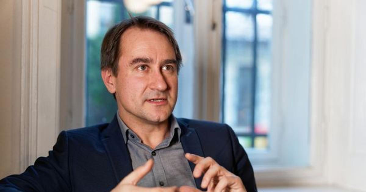 Proč jsme tak „osamělí a rozhádaní“? Vyšla čtivá kniha se smrtelně vážným poselstvím