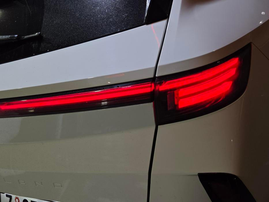 Líbí se nám grafika skupinových LED světel.