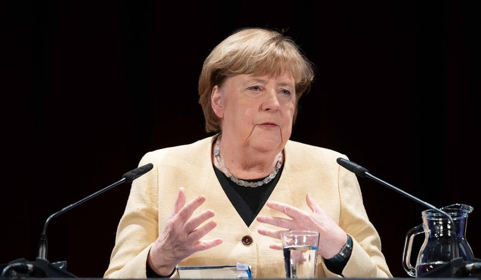 Angela Merkel liest in der Lichtburg