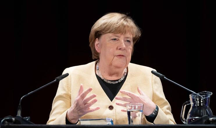 Angela Merkel liest in der Lichtburg