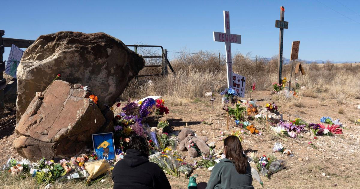 Záhada Epsteinova ranče. Policie pátrá po hrobech, vše odstartoval nepodepsaný dopis