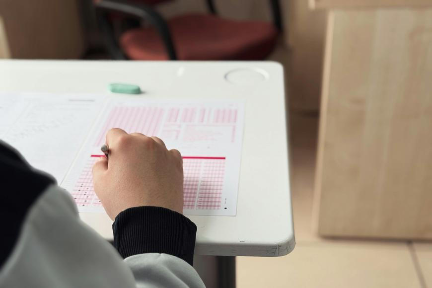 KVÍZ: Zvládli byste přijímačky na střední školu z českého jazyka? Prověřte své schopnosti