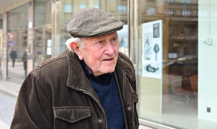 ČR-výtvarné-sochy-FASTPIX