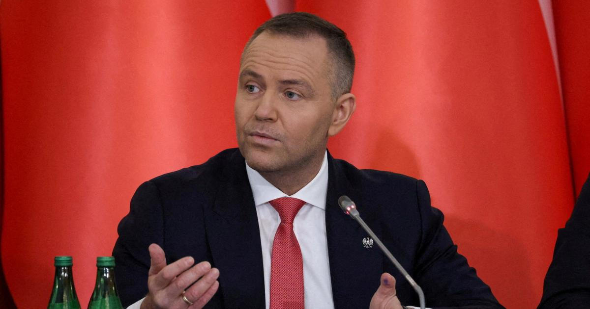 Ostrý spor o peníze na zbraně. Nedám vydělat západním bankám, vmetl Tuskovi prezident