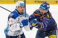 Kristián Pospíšil a  Šimon Kubíček z Českých Budějovi v zápas play off Motor České Budějovice - HC Kometa Brno